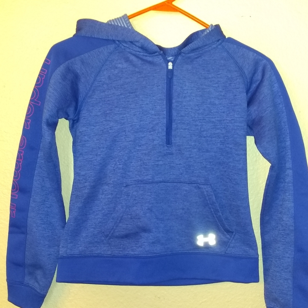 Youth Small under armour hoodie